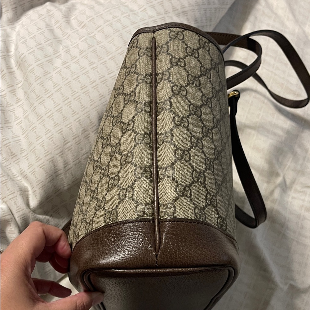 Gucci Supreme Brown Monogram Ophedia Tote Bag - Picture 6 of 16